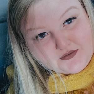 Meet your Posher, Katie